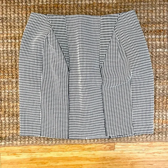 O’2nd wool skirt - Picture 1 of 5